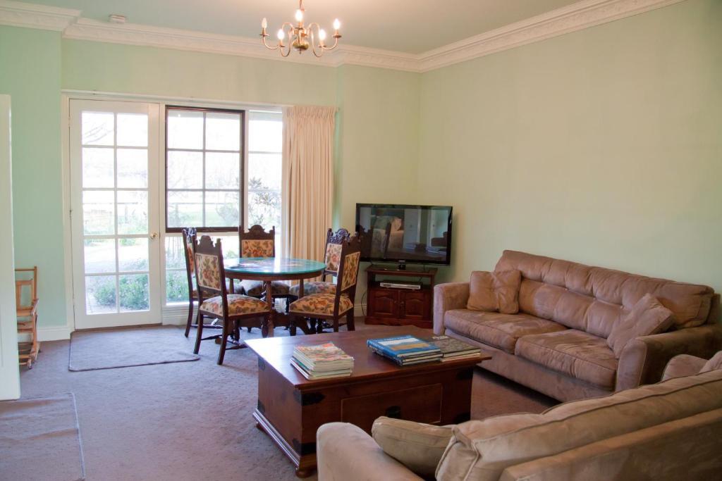 Holly Lane Mews Motel ยาร์ราเกลน ห้อง รูปภาพ